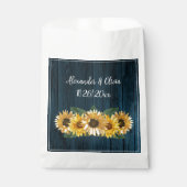 Rustic Blue Sunflower Wedding Favor Bag Bedankzakje (Voorkant)