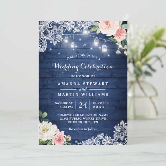 Rustic Blue Wood String Lights Floral Wedding Kaart (Staand voorkant)