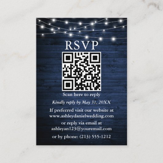 Rustic Blue Wood String Lights QR Wedding RSVP Informatiekaartje (Voorkant)