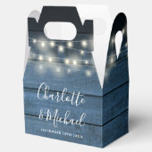 Rustic Blue Wood String Lights Wedding Bedankdoosjes (Geopend)