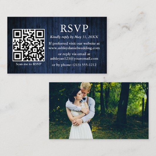 Rustic Blue Wood Wedding QR Foto RSVP Informatiekaartje (Voorkant / Achterkant)