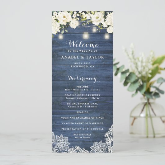 Rustic Blue Wood White Flowers Lace Wedding Programmakaart (Staand voorkant)
