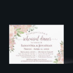 Rustic Blush Pink Floral Wedding Rehearsal Dinner Kaart<br><div class="desc">Deze mooie uitnodiging voor een repetitief diner is zowel roest als elegant. Het bevat een handgeschilderd ontwerp voor waterverf met rozen en bloesems in tinten van wazige roze, koraal en bruin. Het heeft informatie over zowel de trouwrepetitie als het feestdiner dat volgt. Ideaal om de bruidspartij op de hoogte te...</div>