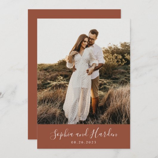 Rustic Boho Terracotta Monogram Foto Weddenschap Kaart (Voorkant / Achterkant)