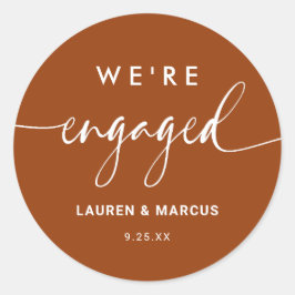 Rustic Boho Terracotta We zijn een Verloving Ronde Sticker