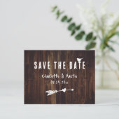 Rustic Boho Wood Heart Wedding Save the Date Briefkaart (Staand voorkant)