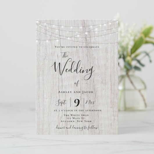 Rustic Boho Wood String Lights Wedding Invitations Kaart (Staand voorkant)