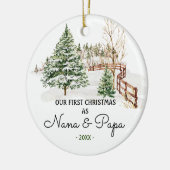 RUSTIC Bomen Nana En Papa Pine Eerste Kerstmis Keramisch Ornament (Links)