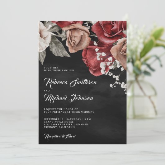 Rustic Bourgogne Rozen QR Code Black Wedding Kaart (Staand voorkant)