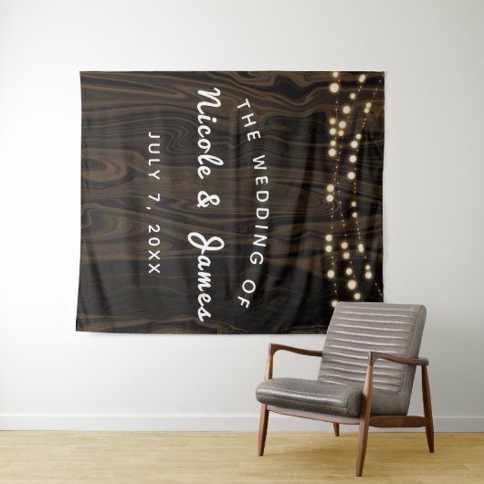 Rustic Brown Whimsical Wood String Lights Wedding Wandkleed (In Situ (horizontaal))