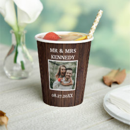 Rustic Brown Wood Custom Photo MR & MRS Wedding  Papieren Bekers