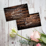 Rustic Brown Wood & Lights, Wedding Gift Registry Informatiekaartje<br><div class="desc">Deze detailkaarttoevoegingen werden ontworpen om andere punten in een het groeien bruiloft en gebeurtenisreeks aan te passen die robuust bruin hout met horizontale lijnen, en heldere witte koorden van lichten kenmerkt. Aan de voorkant lees je "cadeauregister" in een uitgewerkte, moderne scriptlettertype; aan de achterkant heb ik een prachtig gerenderde afbeelding...</div>