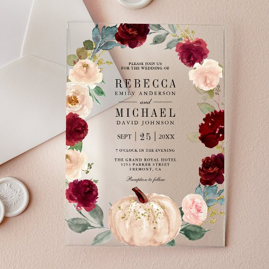 Rustic Burgundy and Peach Floral Pumpkin Wedding Acryl Uitnodigingen