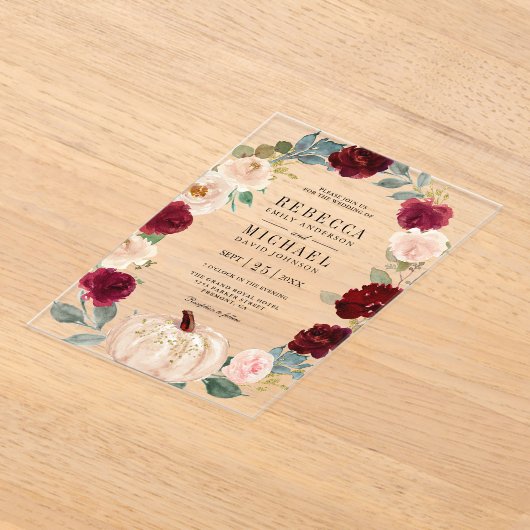 Rustic Burgundy and Peach Floral Pumpkin Wedding Acryl Uitnodigingen (Laagn)