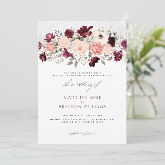 Rustic Burgundy Blush Floral Wedding Kaart (Staand voorkant)