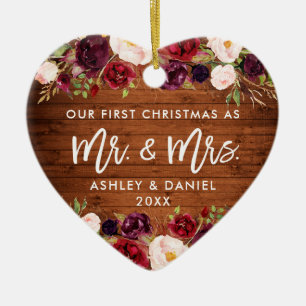 Rustic Burgundy Floral Eerste Kersthuwelijk Keramisch Ornament