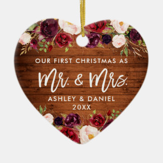 Rustic Burgundy Floral Eerste Kersthuwelijk Keramisch Ornament