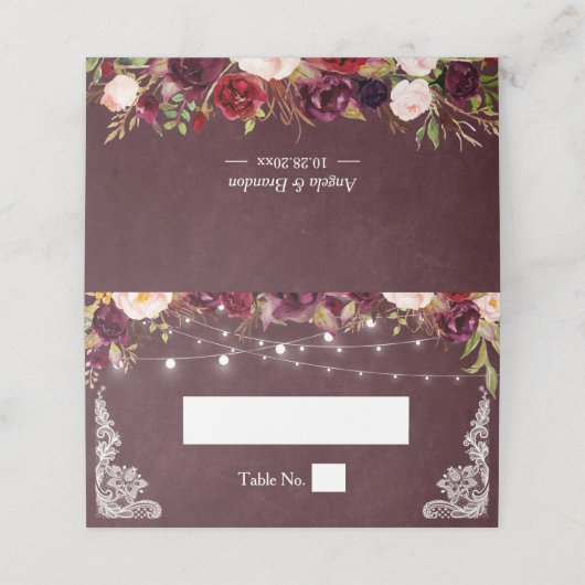 Rustic Burgundy Floral String Lights Wedding Plaatskaartje (Buitenkant ongevouwen)