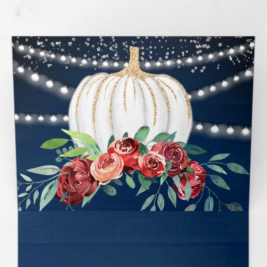Rustic Burgundy Floral White Pumpkin Navy Wedding Drieluik Uitnodiging (Binnenzijde eerst)