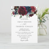 Rustic Burgundy Navy Blue Floral Greenery Wedding Kaart (Staand voorkant)