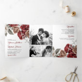 Rustic Burgundy Red Roses Photo Collage Wedding Drieluik Uitnodiging (Binnen)