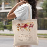 Rustic Burgundy Terracotta Floral Wedding Welkom Tote Bag<br><div class="desc">Elegante bruiloft welkom canvas tas met prachtige rustieke bloemen en moderne typografie.</div>