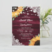 Rustic Burgundy Wood Lace Sunflower Wedding Kaart (Staand voorkant)
