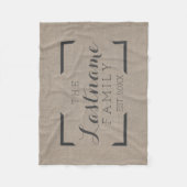 Rustic Burlap - Aangepast gezin of huwelijksgeblog Fleece Deken (Voorkant)