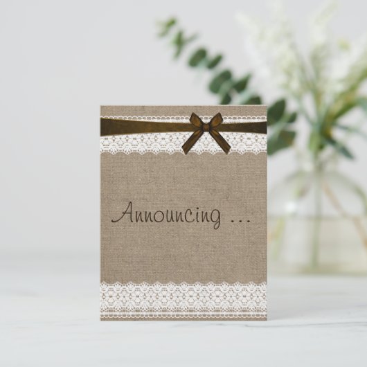 Rustic Burlap and Lace Verloving aangekondigd Aankondiging (Staand voorkant)