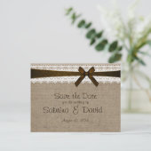 Rustic Burlap en  kant opslaan Datum Aankondigingskaart (Staand voorkant)
