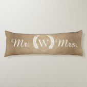Rustic Burlap Farmhouse Laurels - Gepersonaliseerd Lichaamskussen (Voorkant)