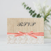Rustic Burlap Lace Coral Ribbon Wedding RSVP Kaartje (Staand voorkant)