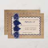 Rustic Burlap, PRINTED Lace, Bow Wedding RSVP Kaar (Voorkant / Achterkant)