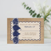 Rustic Burlap, PRINTED Lace, Bow Wedding RSVP Kaar Kaartje (Staand voorkant)