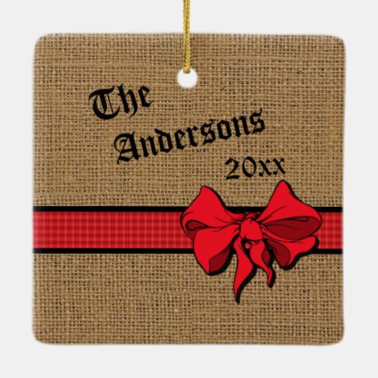 Rustic Burlap Red Trim Personalized Keramisch Ornament (Achterkant)