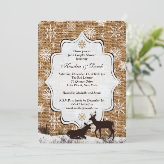 Rustic Burlap Snowflake Deer Couples Shower Invite Kaart (Staand voorkant)