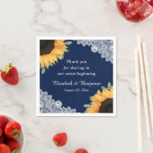 Rustic Burlap Sunflower en Navy Blue Wedding Servet (Insitu)