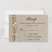 Rustic Burlap Twine Pearls Wedding Invitation RSVP Kaartje (Voorkant)