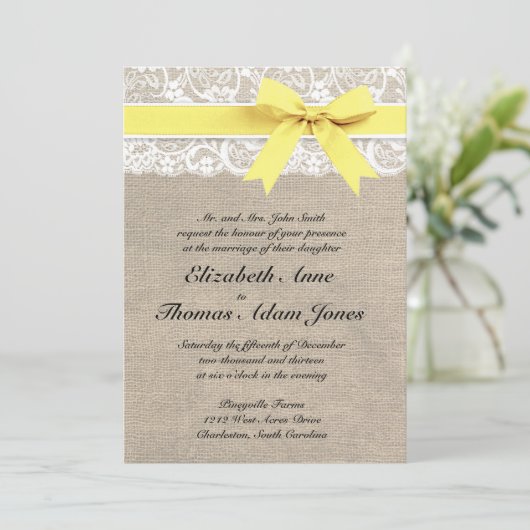 Rustic Burlap Wedding Invitation Yellow Kaart (Staand voorkant)