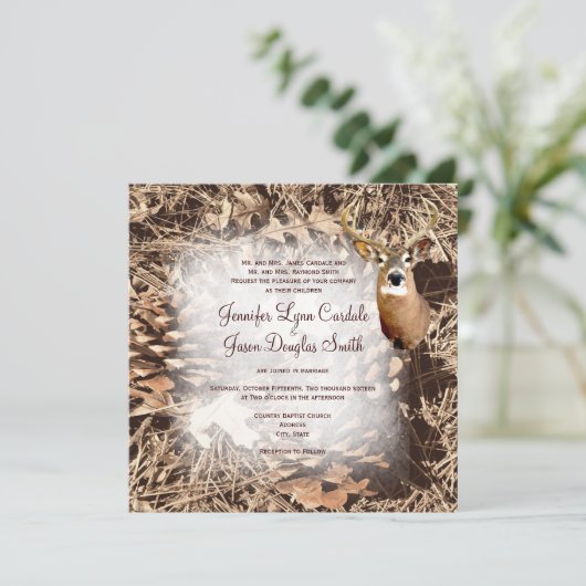 Rustic Camo Hunting Deer Antlers Wedding Invites Kaart (Staand voorkant)