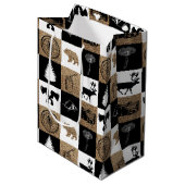 Rustic Camping Outdoor Adventure Medium Cadeauzakje (Voorkant Gekanteld)