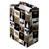 Rustic Camping Outdoor Adventure Medium Cadeauzakje (Achterkant Gekanteld)