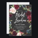 Rustic Chalkboard Autumn Floral Bridal Luncheon Kaart<br><div class="desc">Viel de bruid om te zijn met de uitnodiging van de bondskanselier. Het bevat illustraties van waterverf van de bruine, blauwe en blauwe florale brij op de achtergrond van het faux-karton. Deze pleidooi van de florale bridal luncheon is perfect voor herfst- en boho-themaevenementen. Op de achterkant van de uitnodiging staan...</div>