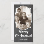Rustic Chalkboard-fotokerstkaart Feestdagenkaart<br><div class="desc">Deze stijlvolle kerstkaart of vakantiekaart is voorzien van een prachtig vormgegeven oud bord en een ruw lijst. De gemakkelijke sjabloon staat u toe om uw eigen foto te uploaden.</div>