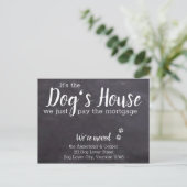 Rustic Chalkboard We hebben Dog Moving Announcem v Briefkaart (Staand voorkant)