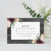 Rustic Charcoal Burgundy Flowers Elegant Wedding RSVP Kaartje (Staand voorkant)