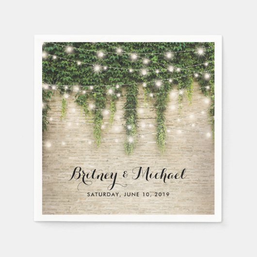 Rustic Chateau Stone Church String Lights Wedding Servet (Voorkant)