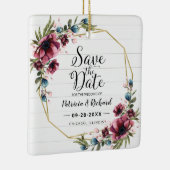 Rustic Chic Burgundy Floral Wedding Save the Date Keramisch Ornament (Rechts)