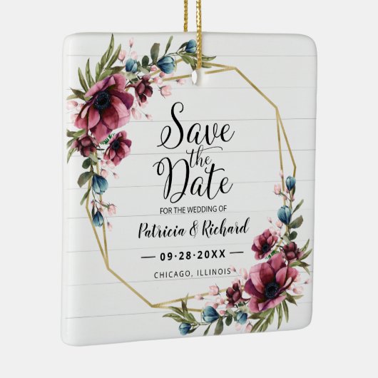 Rustic Chic Burgundy Floral Wedding Save the Date Keramisch Ornament (Rechts)