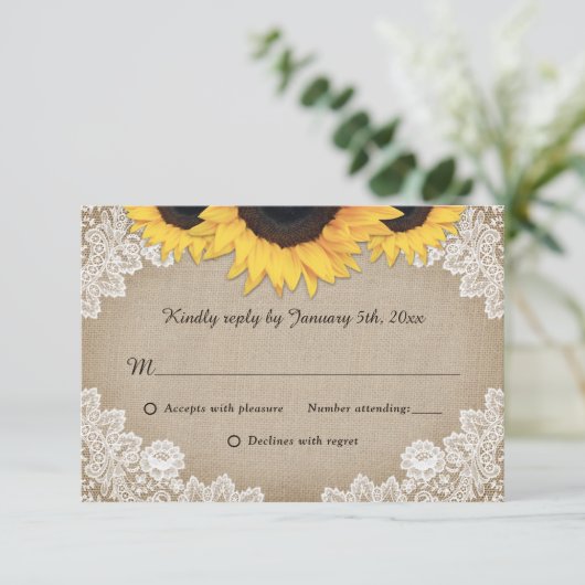 Rustic Chic Wood Lace Sunflower Wedding RSVP (Staand voorkant)